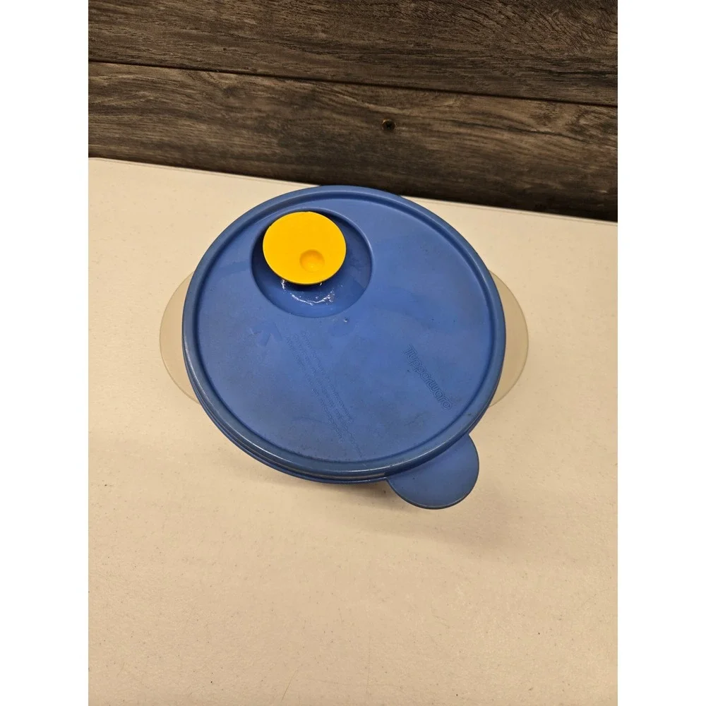 Tupperware Rock N Serve 2.5 Cup‎ 600ml Microwave Bowl Blue Lid 2645A-2